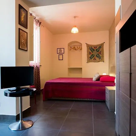 Casa Liuzza Bed and Breakfast